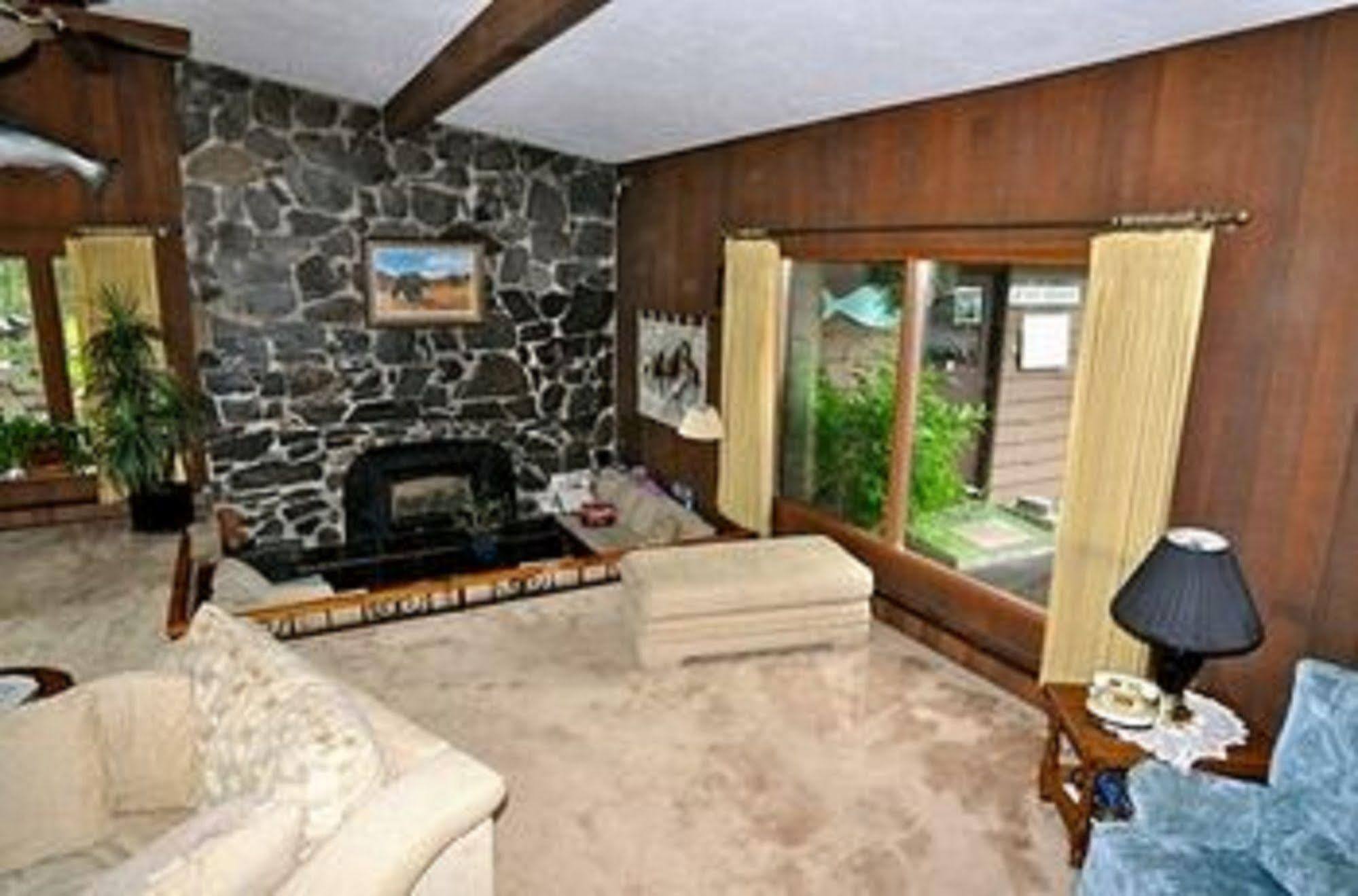 Soldotna B & B Lodge Екстериор снимка