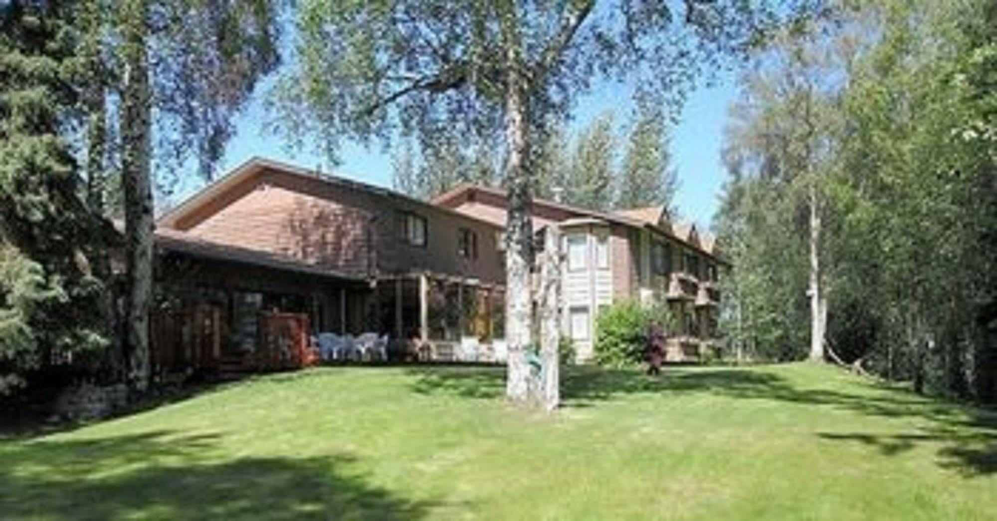 Soldotna B & B Lodge Екстериор снимка